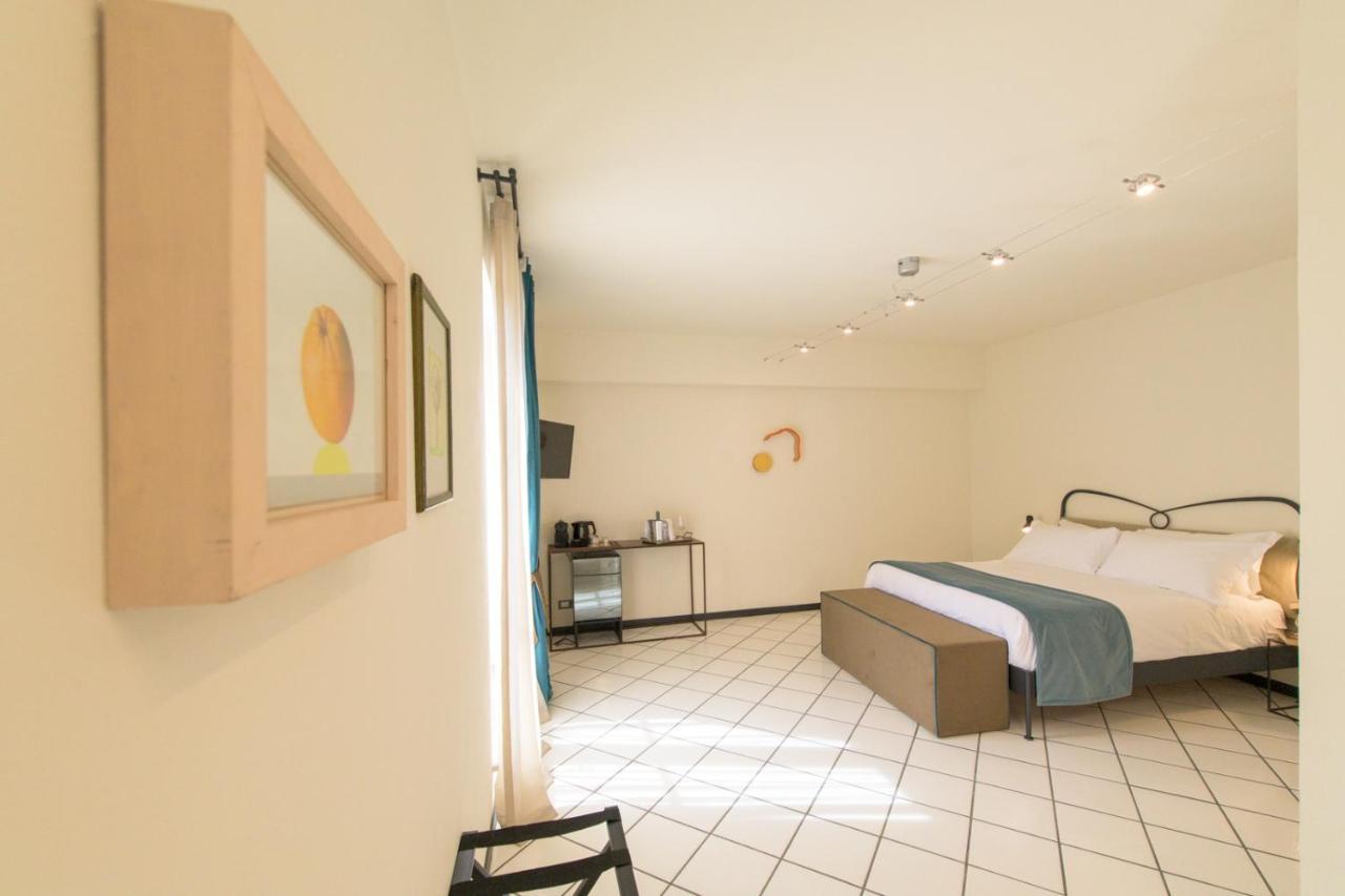 Palazzo Sertorio Suites Gavi Eksteriør billede
