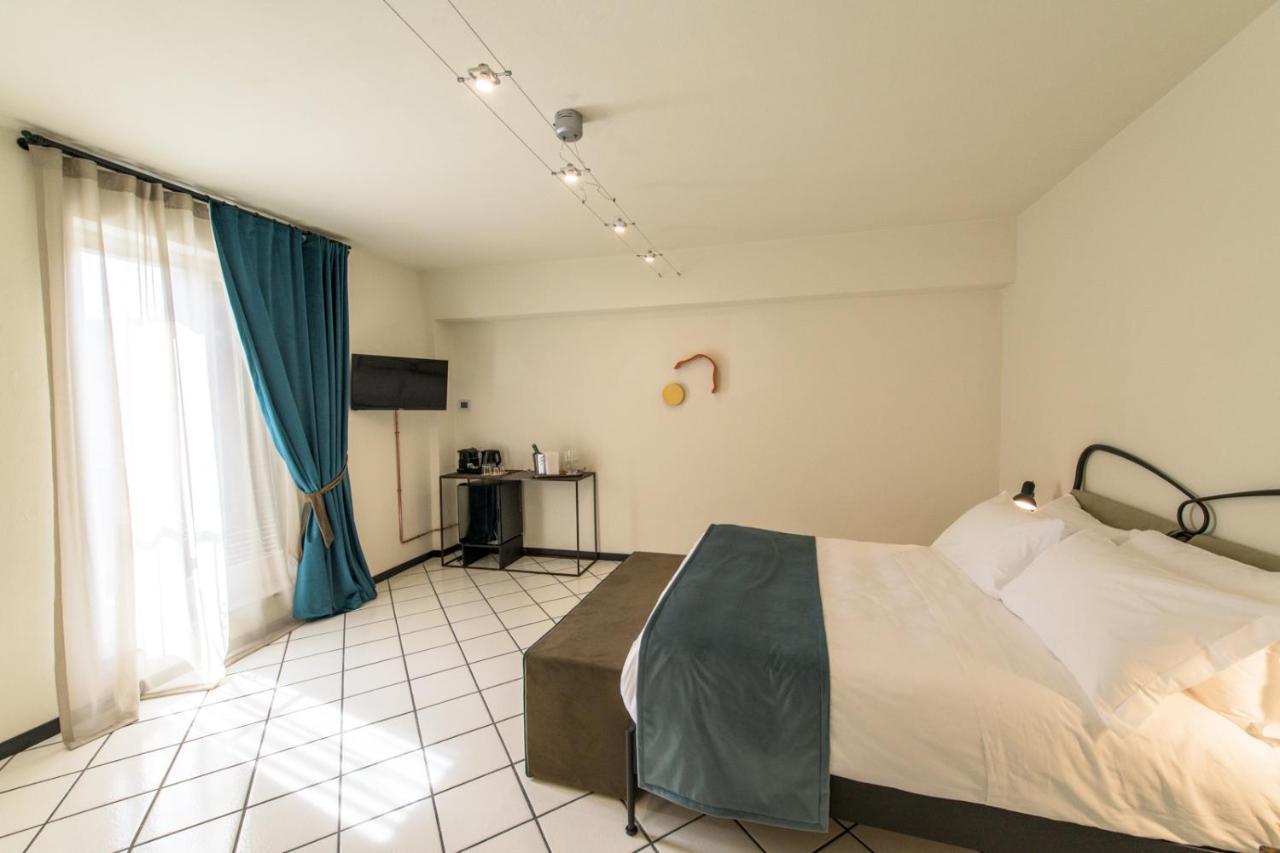 Palazzo Sertorio Suites Gavi Eksteriør billede